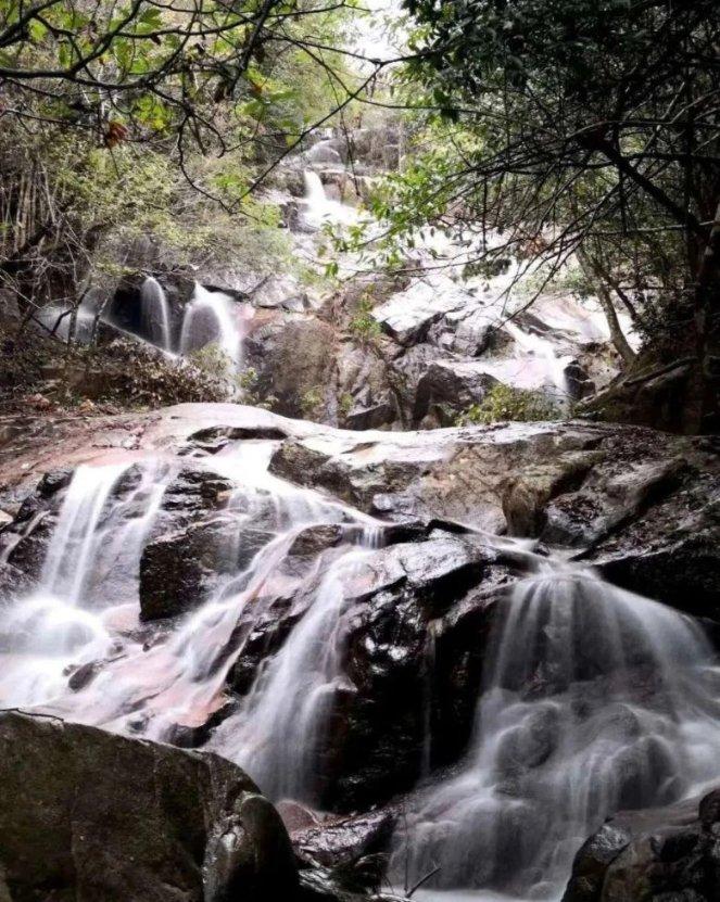 七里河区召开矿山地面建筑场所消防安全专项检查工作部署会议